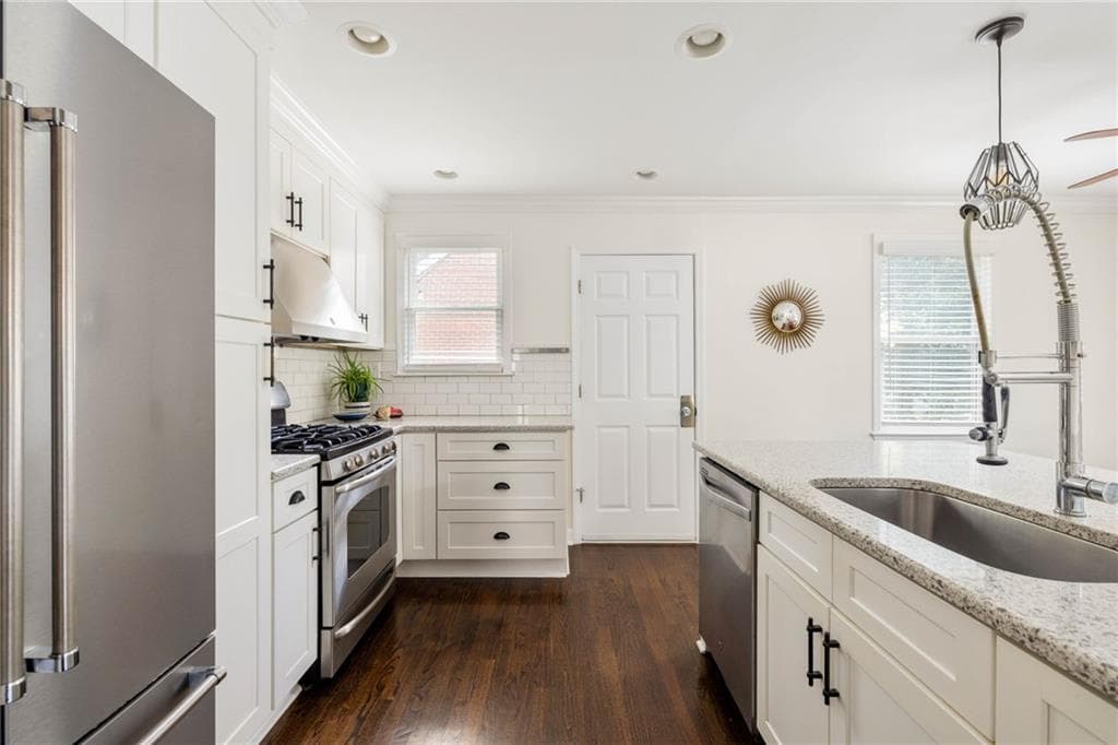 4 bedroom, 2 bathroom, 1,660 sq ft single family residence under contract at 1896 Hooper Street, Decatur, GA 30032 — photo 9