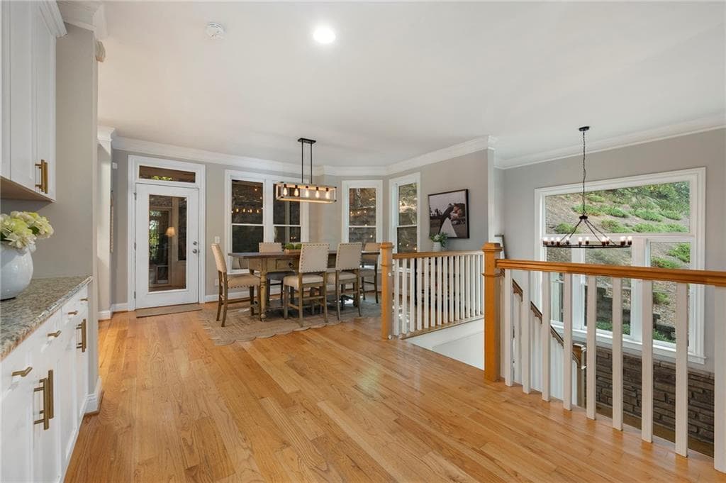 3 bedroom, 4 bathroom, 2,076 sq ft townhouse for sale at 1677 Duncan Drive, Atlanta, GA 30318 — photo 6