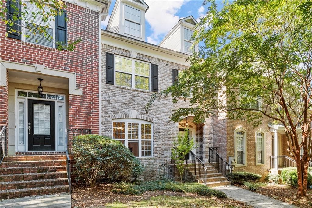 3 bedroom, 4 bathroom, 2,352 sq ft townhouse for rent at 119 Wetherbrooke Lane 2, Smyrna, GA 30082 for $2,900 a month — photo 2