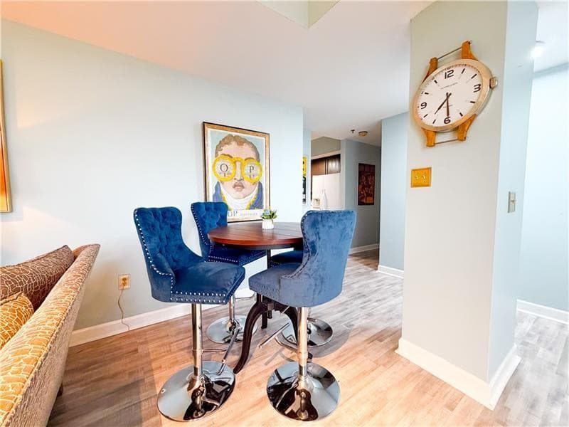 1 bedroom, 1 bathroom, 854 sq ft condominium for sale at 2161 Peachtree Road 708, Atlanta, GA 30309 — photo 6