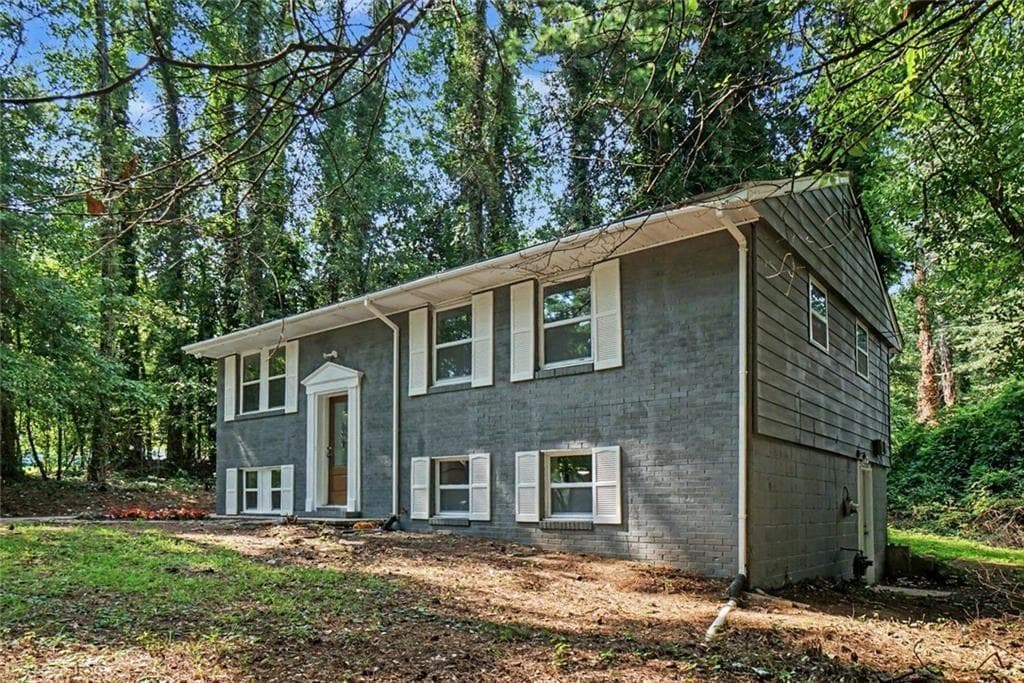 5 bedroom, 2 bathroom, 1,950 sq ft single family residence for sale at 4123 Pilgrim Place, Austell, GA 30106 — photo 4