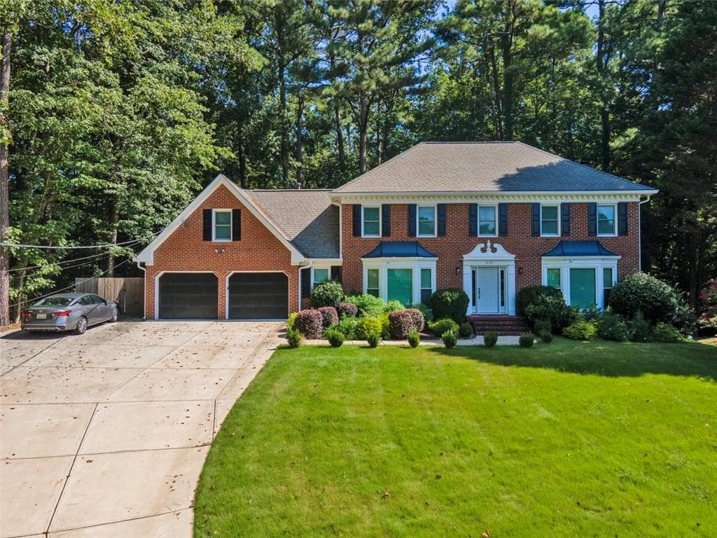 4 bedroom, 6 bathroom, 2,882 sq ft single family residence for sale at 415 Spindle Court, Sandy Springs, GA 30350