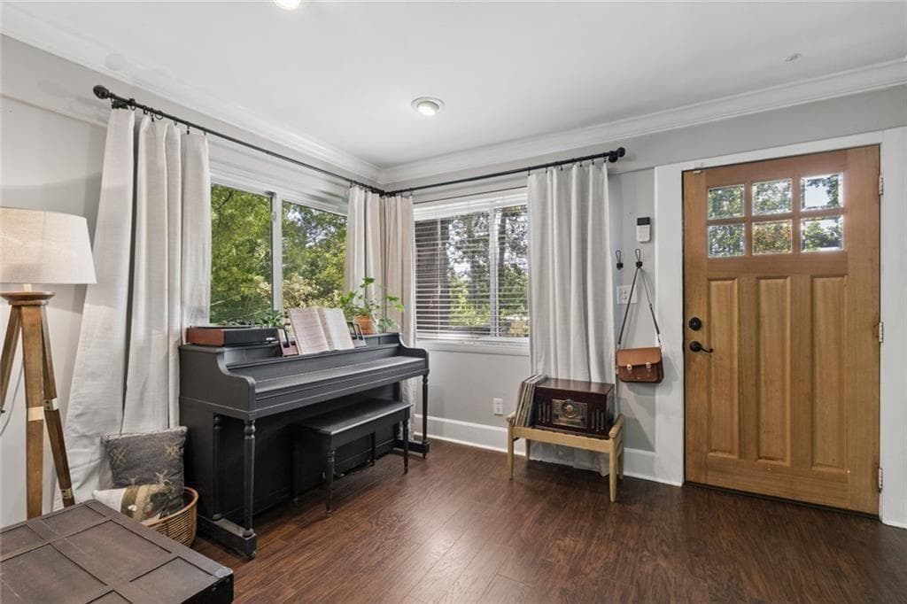 2 bedroom, 2 bathroom, 1,474 sq ft single family residence for sale at 2152 Forrest Place, Atlanta, GA 30318 — photo 5