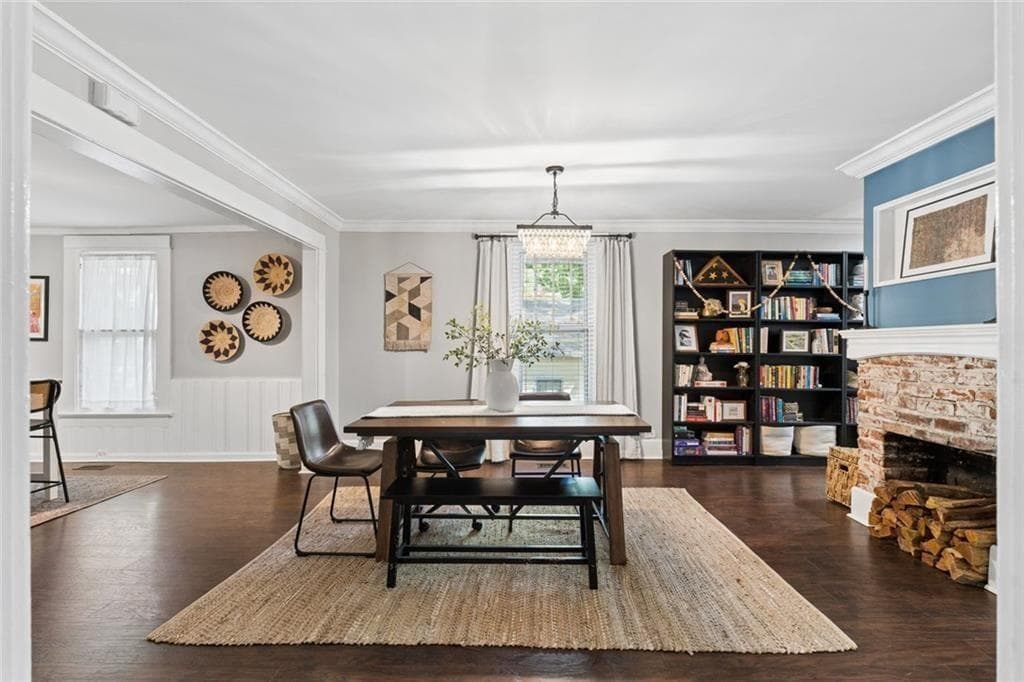2 bedroom, 2 bathroom, 1,474 sq ft single family residence for sale at 2152 Forrest Place, Atlanta, GA 30318 — photo 9