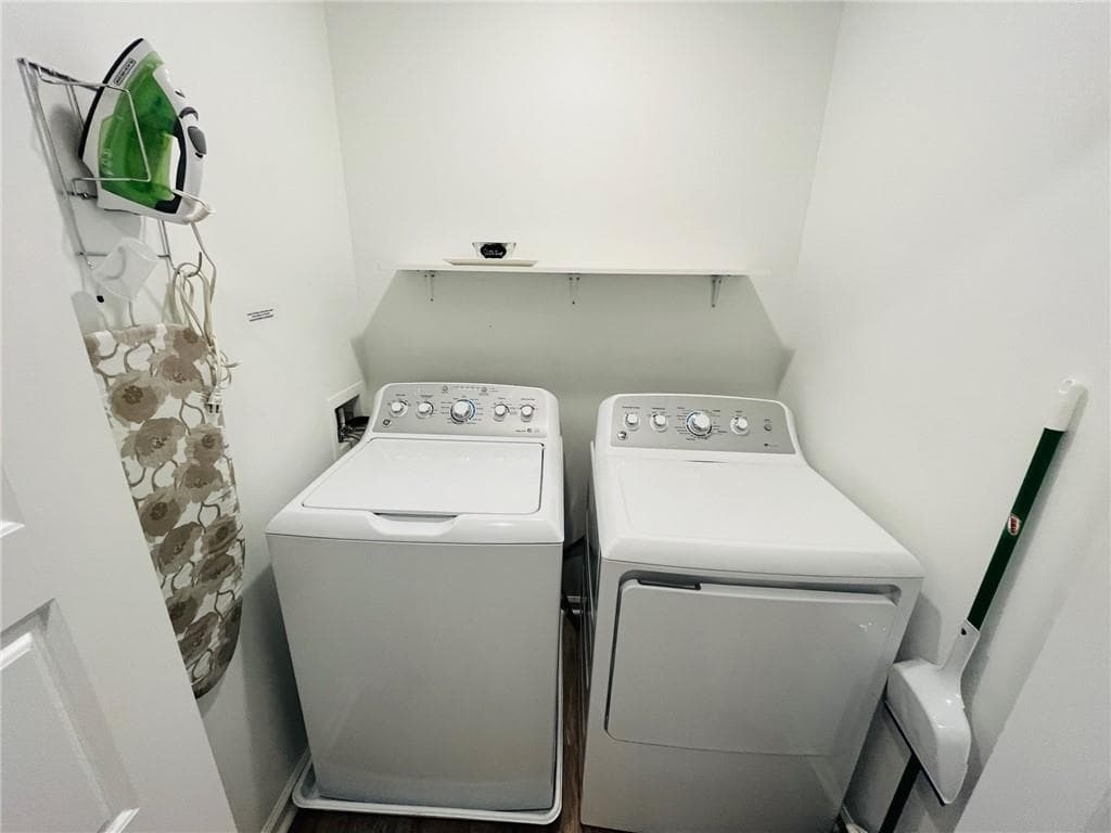 4 bedroom, 2 bathroom, 1,500 sq ft duplex for rent at 3329 BURKE Drive UPPER, Atlanta, GA 30341 for $2,600 a month — photo 4