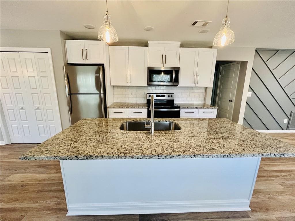 4 bedroom, 2 bathroom, 1,500 sq ft duplex for rent at 3329 BURKE Drive UPPER, Atlanta, GA 30341 for $2,600 a month — photo 6