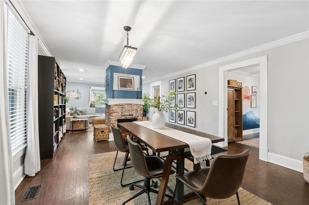 2 bedroom, 2 bathroom, 1,474 sq ft single family residence for sale at 2152 Forrest Place, Atlanta, GA 30318 — photo 10