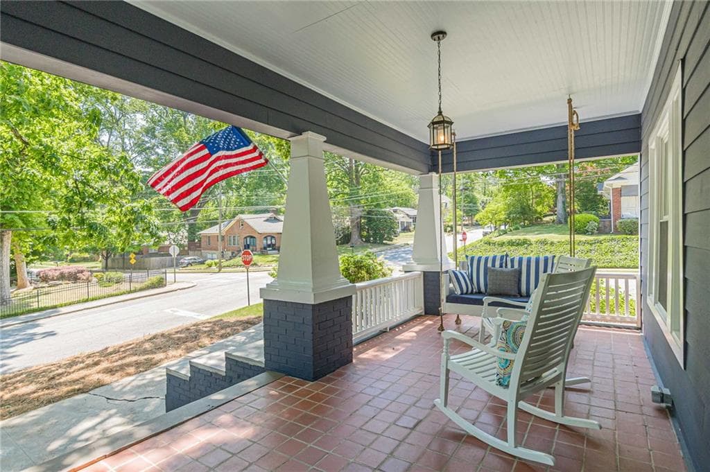 3 bedroom, 2 bathroom, 2,154 sq ft single family residence for sale at 3327 College Street, College Park, GA 30337 — photo 3