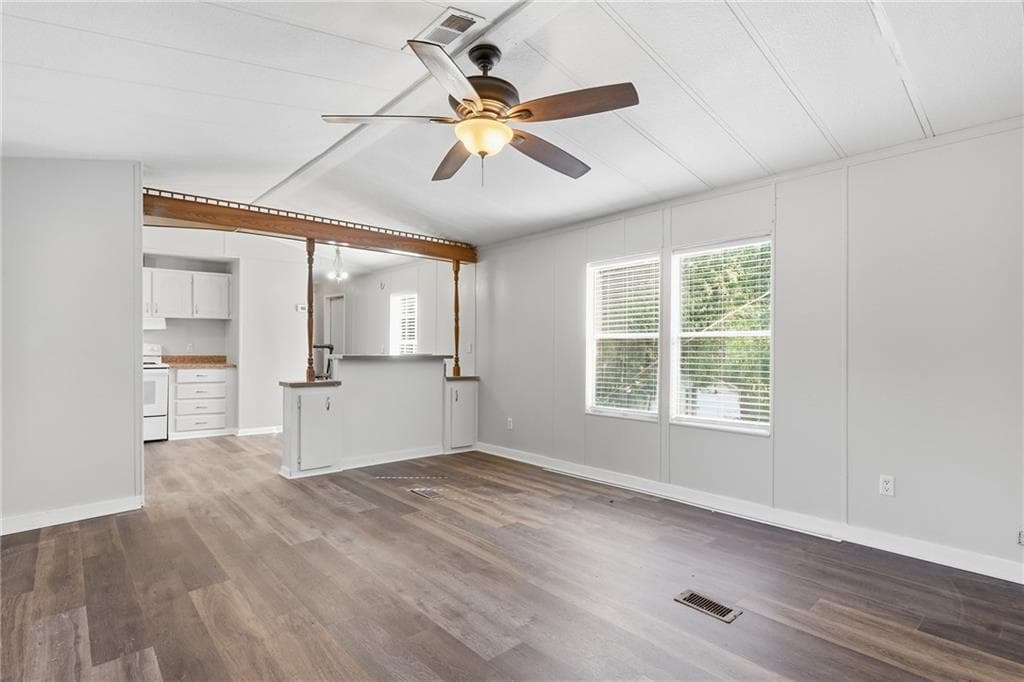 2 bedroom, 2 bathroom, 900 sq ft single family residence under contract at 5425 Lawson Robinson Road, Gainesville, GA 30506 — photo 10