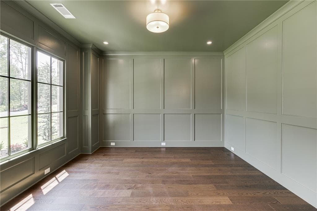 4 bedroom, 5 bathroom, 4,417 sq ft single family residence for sale at 2971 N Bogan Road, Buford, GA 30519 — photo 5
