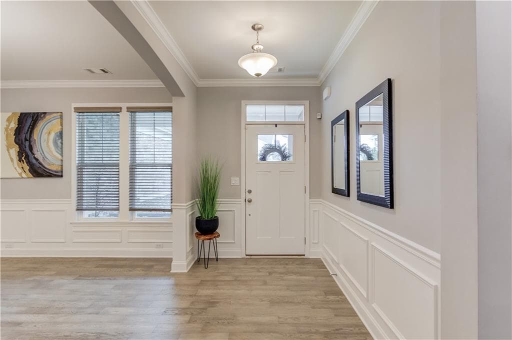 4 bedroom, 3 bathroom, 2,224 sq ft single family residence for sale at 464 Michigan Circle, Hoschton, GA 30548 — photo 10