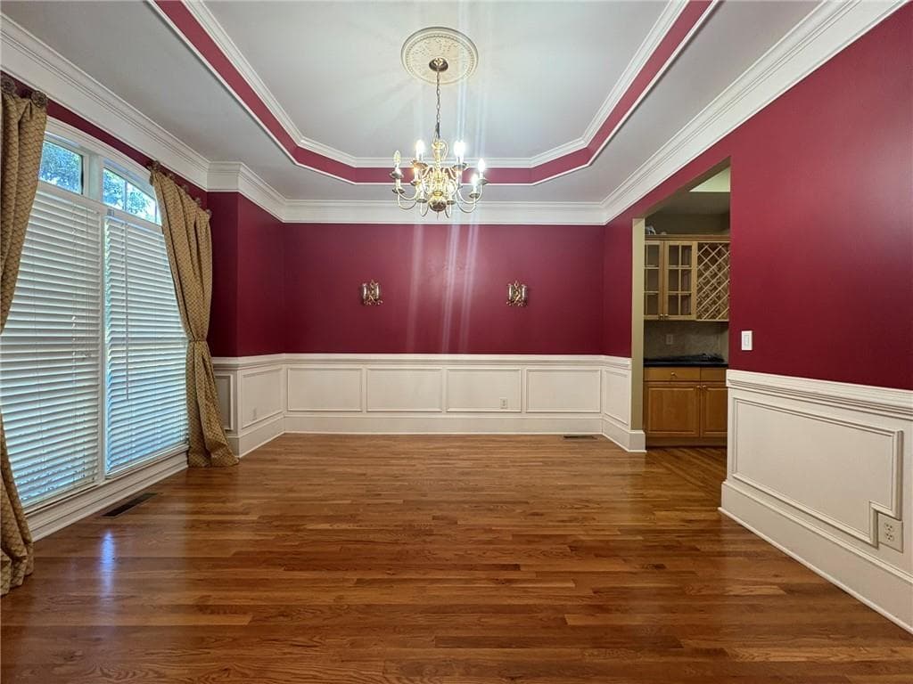 7 bedroom, 6 bathroom, 3,470 sq ft single family residence for rent at 5930 Abbotts Run Trail, Duluth, GA 30097 for $3,300 a month — photo 3