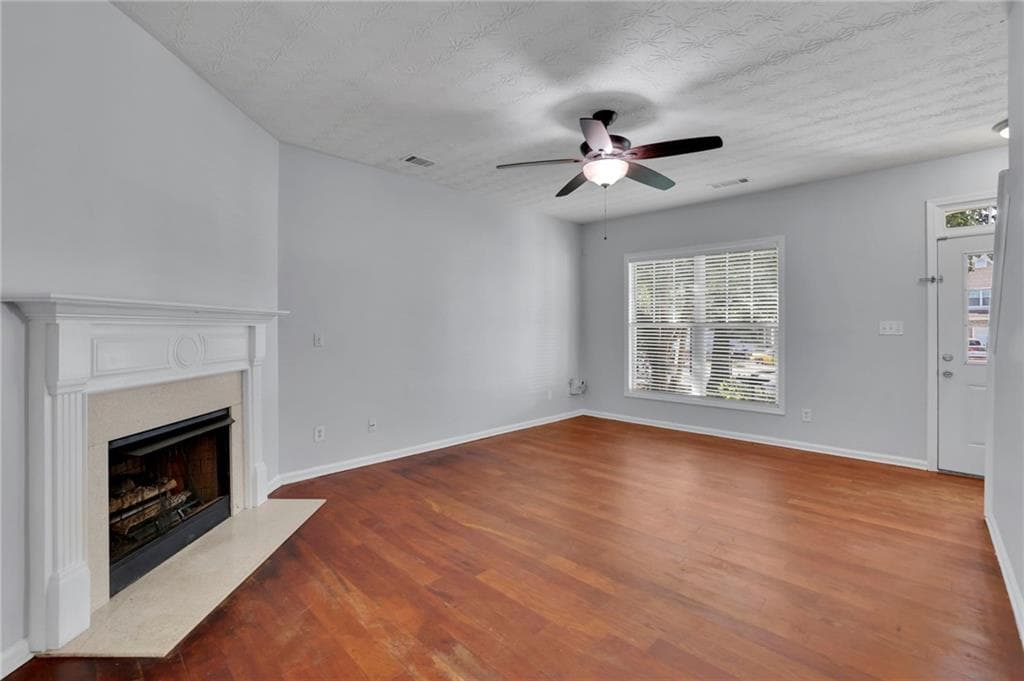 4 bedroom, 3 bathroom, 1,548 sq ft single family residence for sale at 195 Cool Weather Drive, Lawrenceville, GA 30045 — photo 8