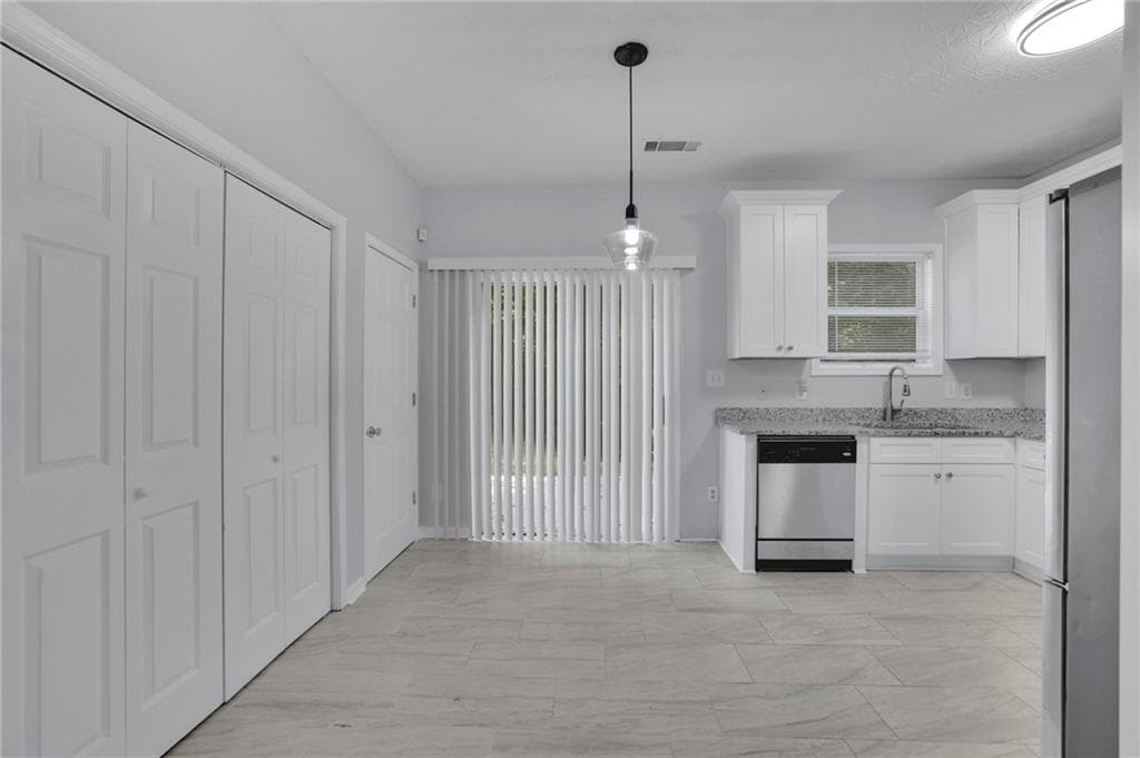 4 bedroom, 3 bathroom, 1,548 sq ft single family residence for sale at 195 Cool Weather Drive, Lawrenceville, GA 30045 — photo 10