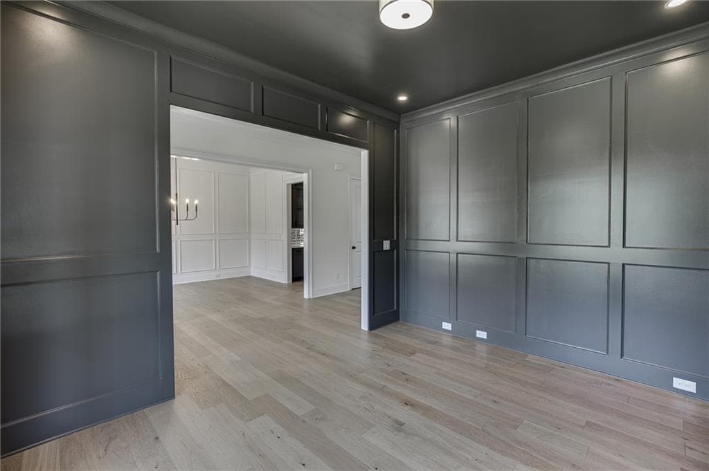 5 bedroom, 5 bathroom, 4,159 sq ft single family residence for sale at 2973 N Bogan Road, Buford, GA 30519 — photo 6