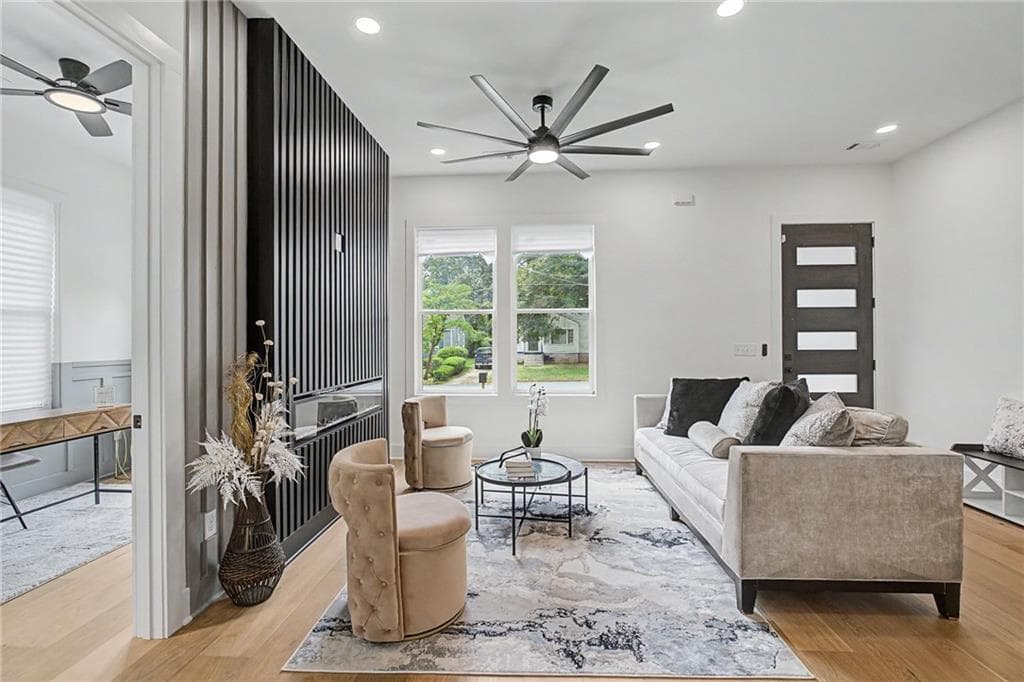 3 bedroom, 2 bathroom, 1,600 sq ft single family residence for sale at 1409 Mims Street, Atlanta, GA 30314 — photo 6