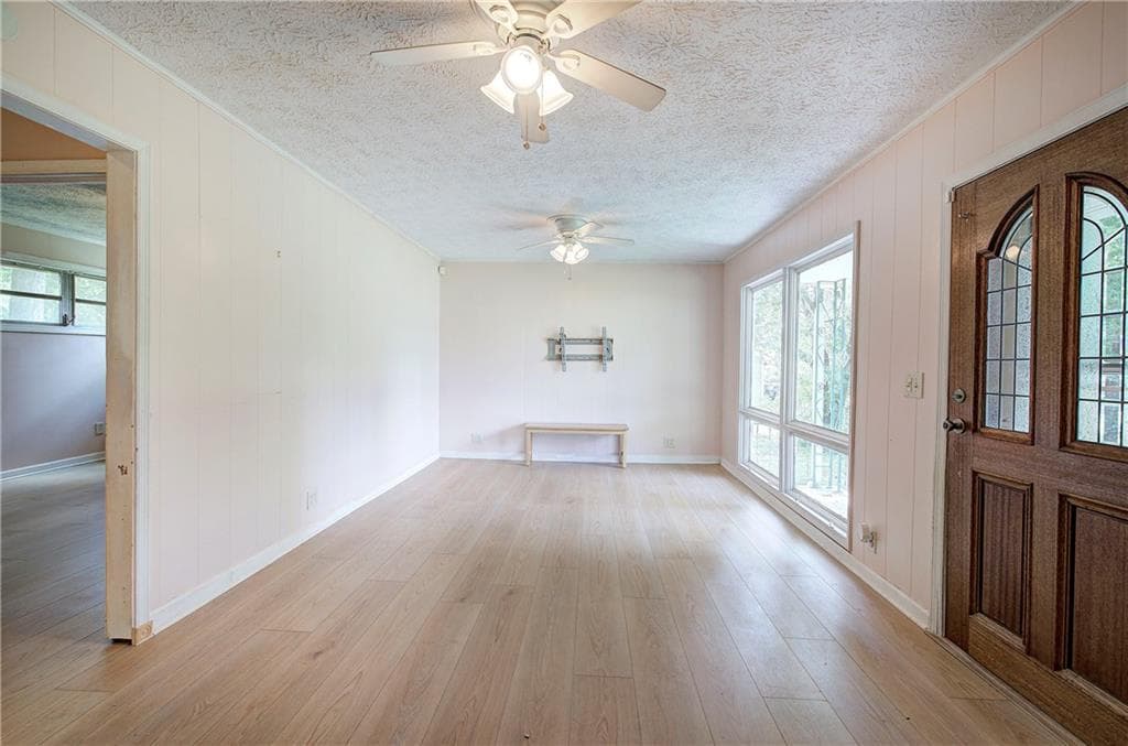 2 bedroom, 1 bathroom, 1,203 sq ft single family residence for rent at 113 Burton Drive, Calhoun, GA 30701 for $1,200 a month — photo 3
