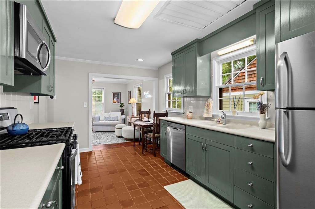 2 bedroom, 1 bathroom, 784 sq ft single family residence for sale at 1467 Hawthorne Avenue, Atlanta, GA 30309 — photo 10