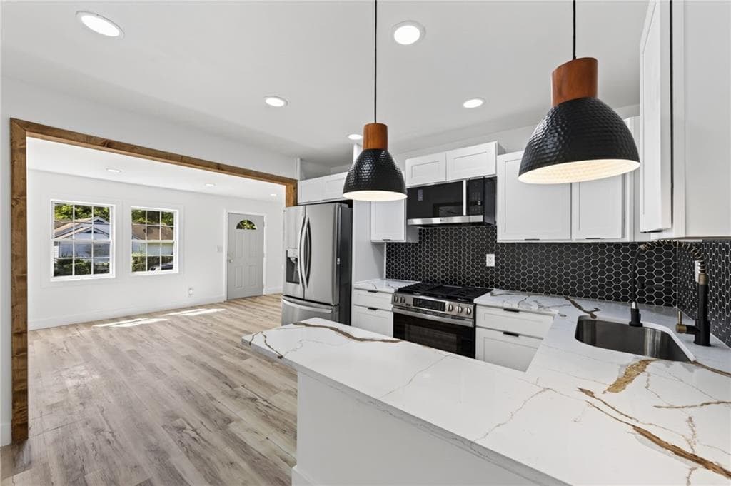 3 bedroom, 2 bathroom, 1,448 sq ft single family residence for sale at 1046 Cheaves Street, Forest Park, GA 30297 — photo 7