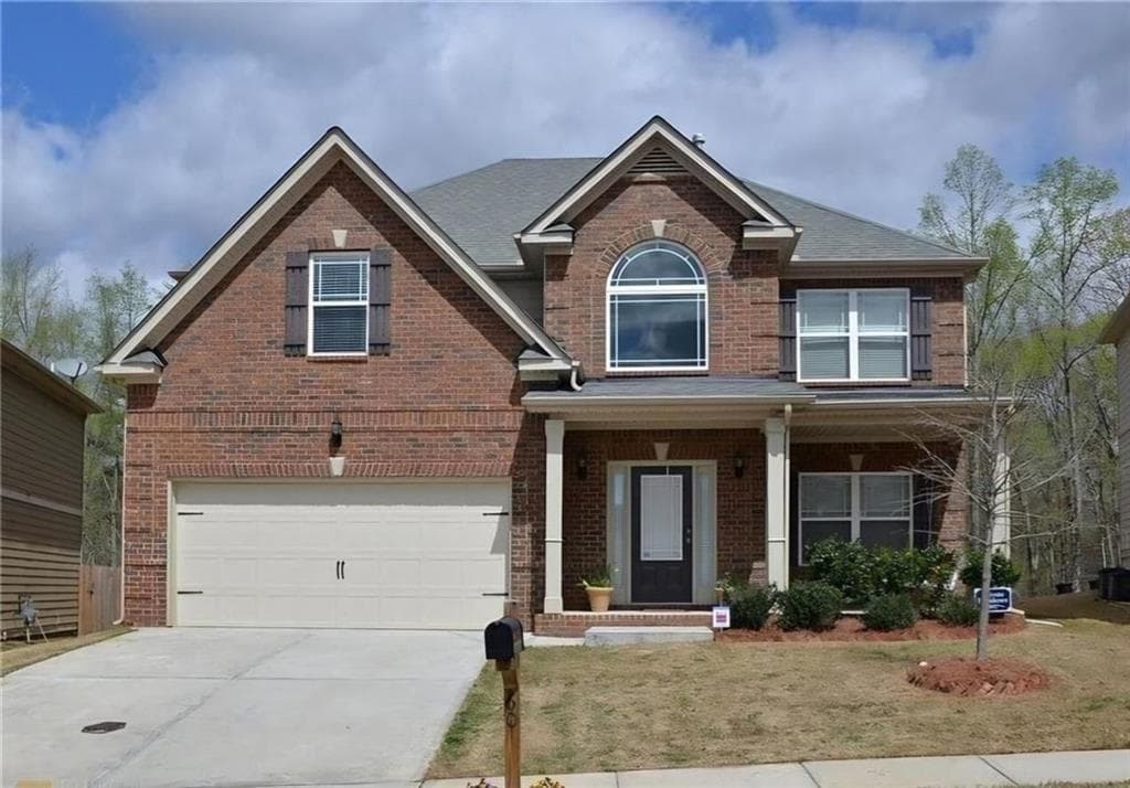 4 bedroom, 3 bathroom, 2,762 sq ft single family residence for sale at 60 Torero, Newnan, GA 30263