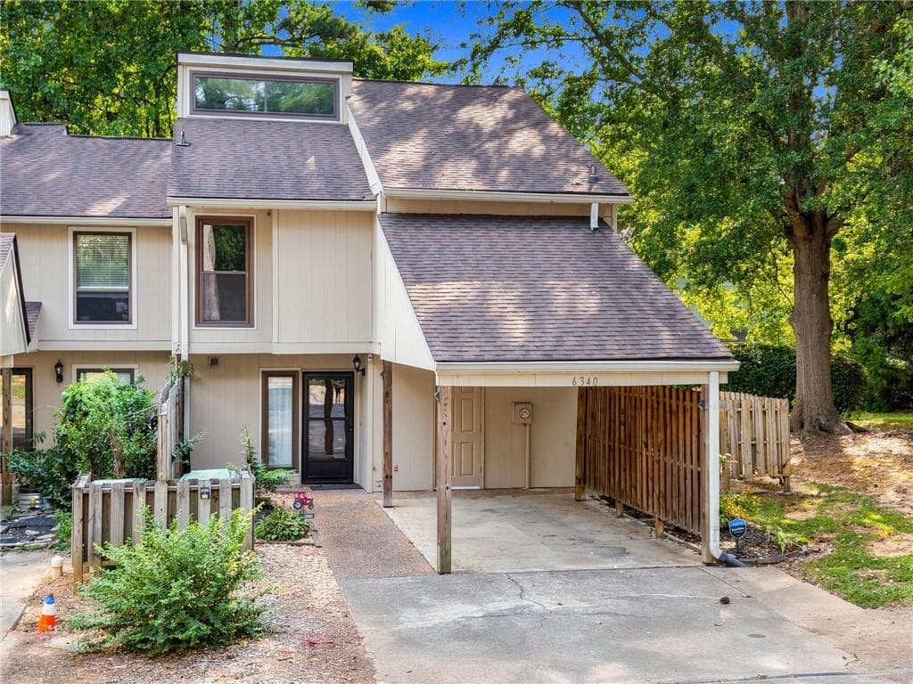 4 bedroom, 3 bathroom, 1,902 sq ft condominium for sale at 6340 Brandywine Trail, Peachtree Corners, GA 30092 — photo 1 of 48