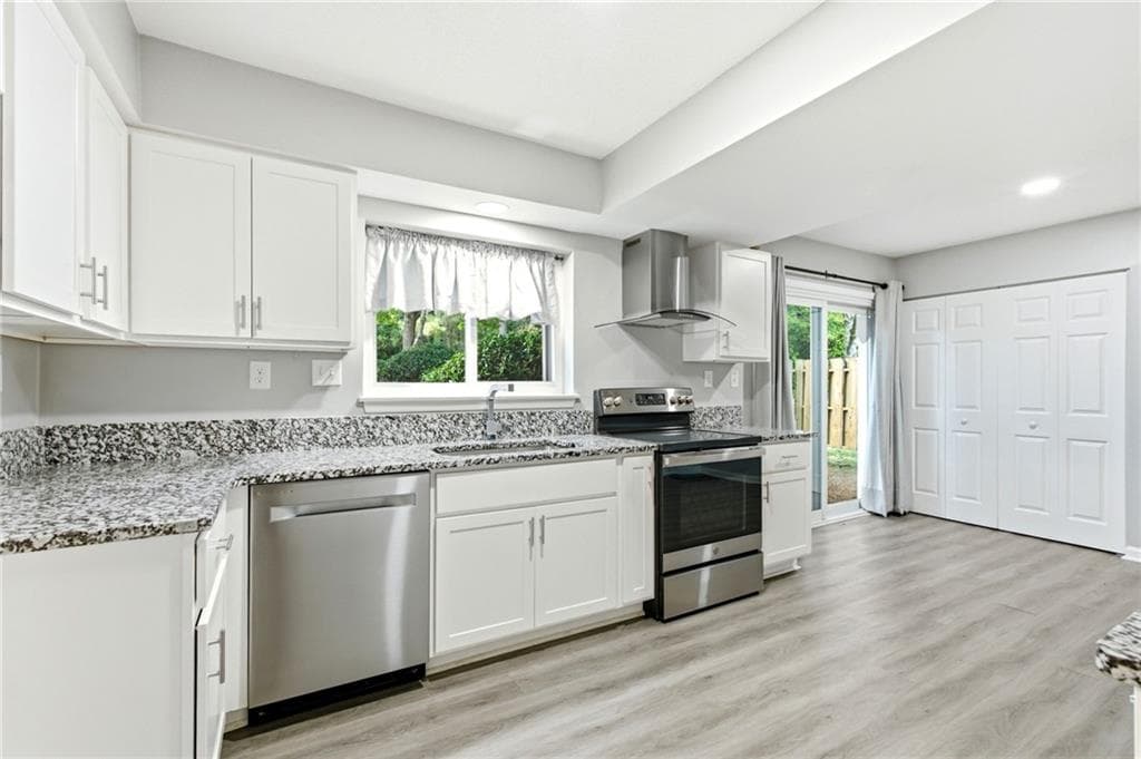 4 bedroom, 3 bathroom, 1,902 sq ft condominium for sale at 6340 Brandywine Trail, Peachtree Corners, GA 30092 — photo 9