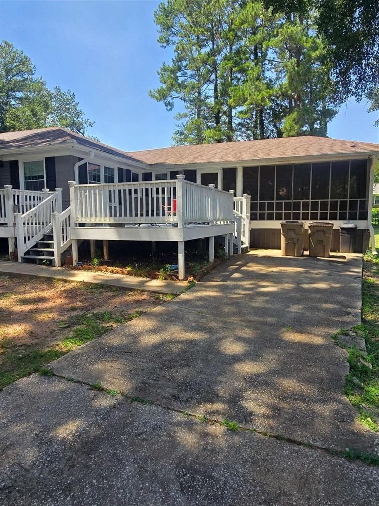 4 bedroom, 3 bathroom, 1,919 sq ft single family residence for sale at 7379 Dexter Drive, Riverdale, GA 30296 — photo 10