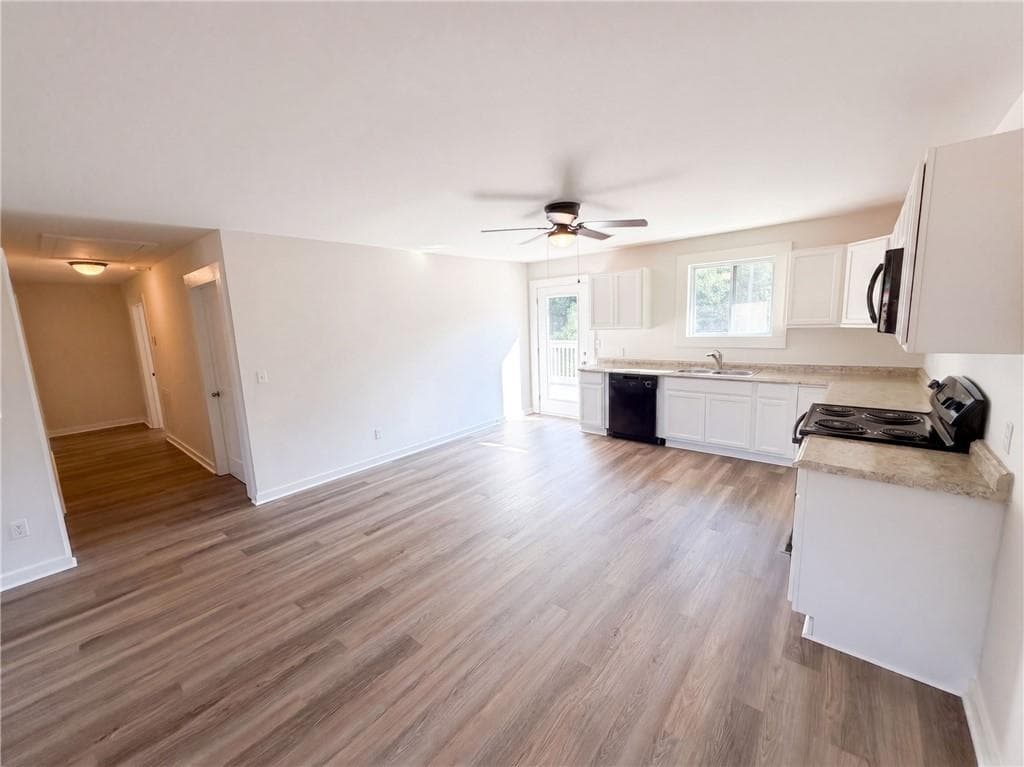 3 bedroom, 2 bathroom, 1,312 sq ft single family residence for sale at 204 Jim Grizzle Road, Royston, GA 30662 — photo 8