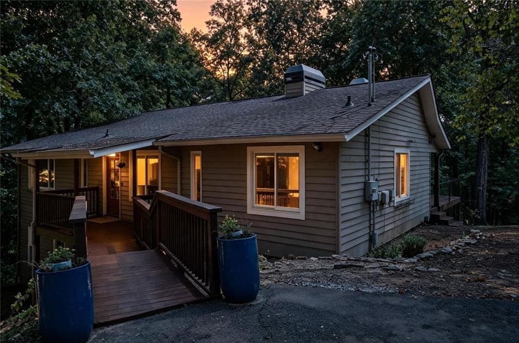 4 bedroom, 3 bathroom, 2,300 sq ft single family residence for sale at 7875 Robin Road, Cumming, GA 30041 — photo 3