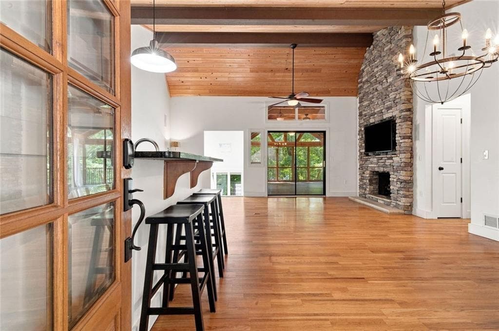 4 bedroom, 3 bathroom, 2,300 sq ft single family residence for sale at 7875 Robin Road, Cumming, GA 30041 — photo 4