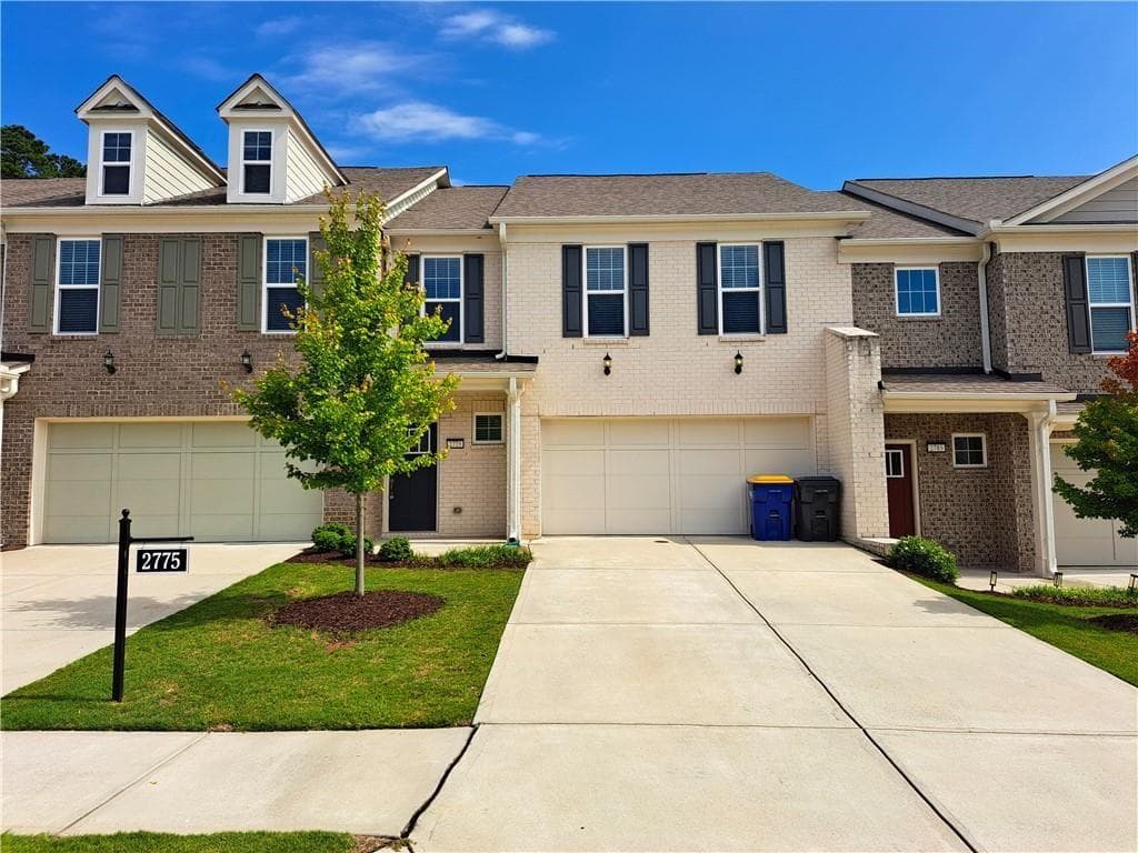 3 bedroom, 3 bathroom, 1,999 sq ft townhouse for rent at 2775 Port Bow Lane, Cumming, GA 30041 for $2,400 a month — photo 1 of 52