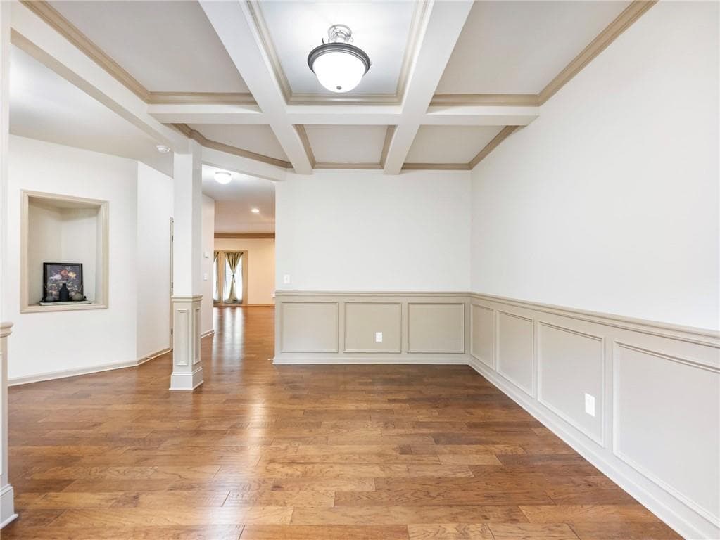 4 bedroom, 3 bathroom, 3,433 sq ft single family residence for sale at 5915 Park Bay Court, Flowery Branch, GA 30542 — photo 5