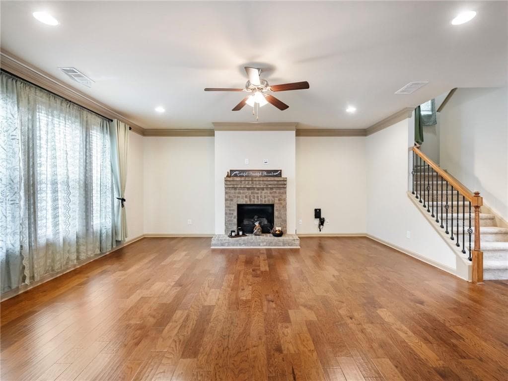4 bedroom, 3 bathroom, 3,433 sq ft single family residence for sale at 5915 Park Bay Court, Flowery Branch, GA 30542 — photo 8