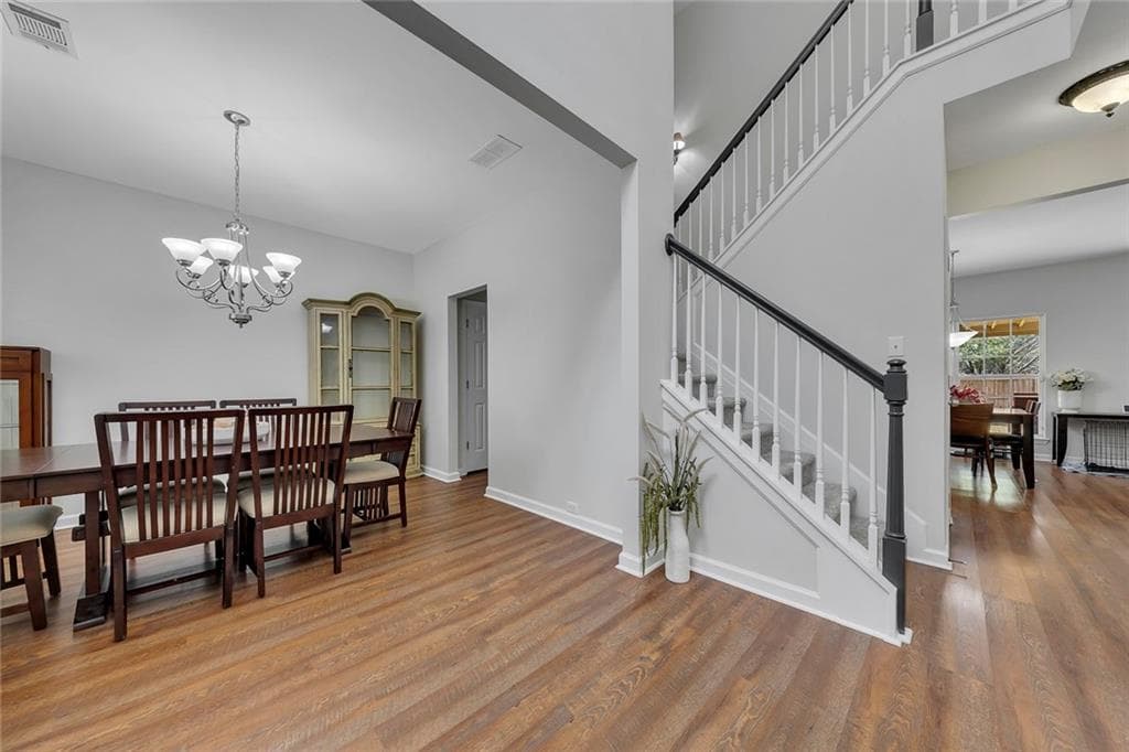4 bedroom, 3 bathroom, 2,319 sq ft single family residence for sale at 419 Highlands Loop, Woodstock, GA 30188 — photo 7