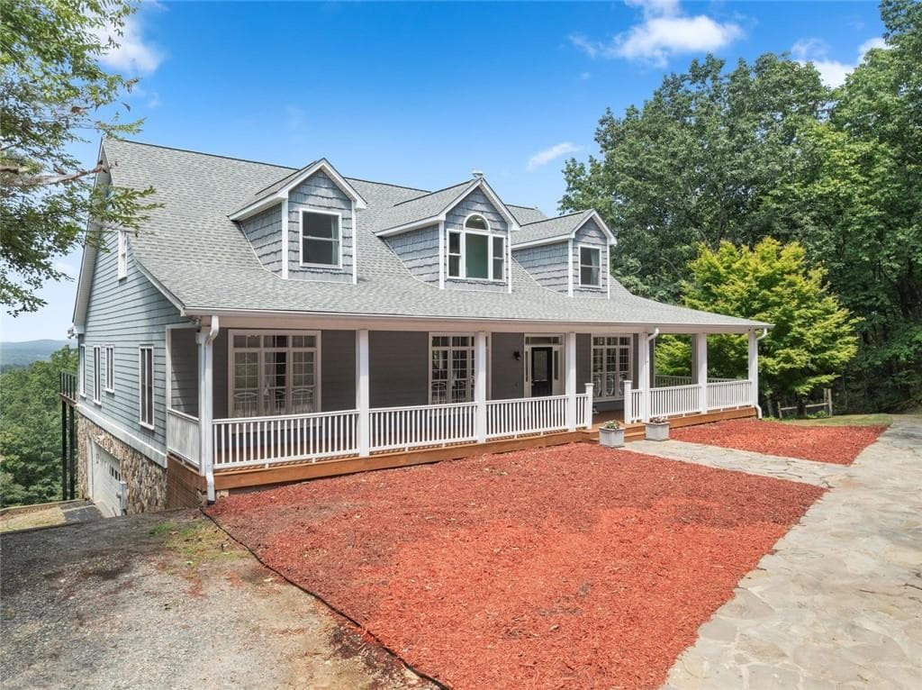 6 bedroom, 4 bathroom, 5,176 sq ft single family residence for rent at 265 Lynda Lane, Cleveland, GA 30528 for $5,950 a month — photo 1 of 57