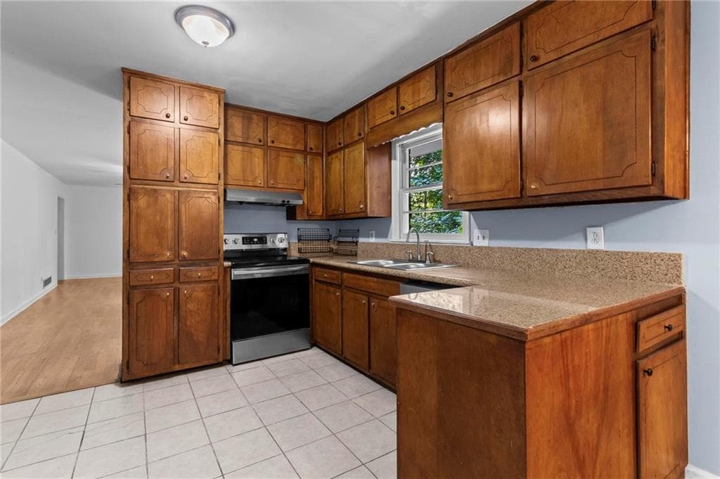 4 bedroom, 4 bathroom, 3,187 sq ft single family residence for sale at 1360 Mclendon Drive, Decatur, GA 30033 — photo 8