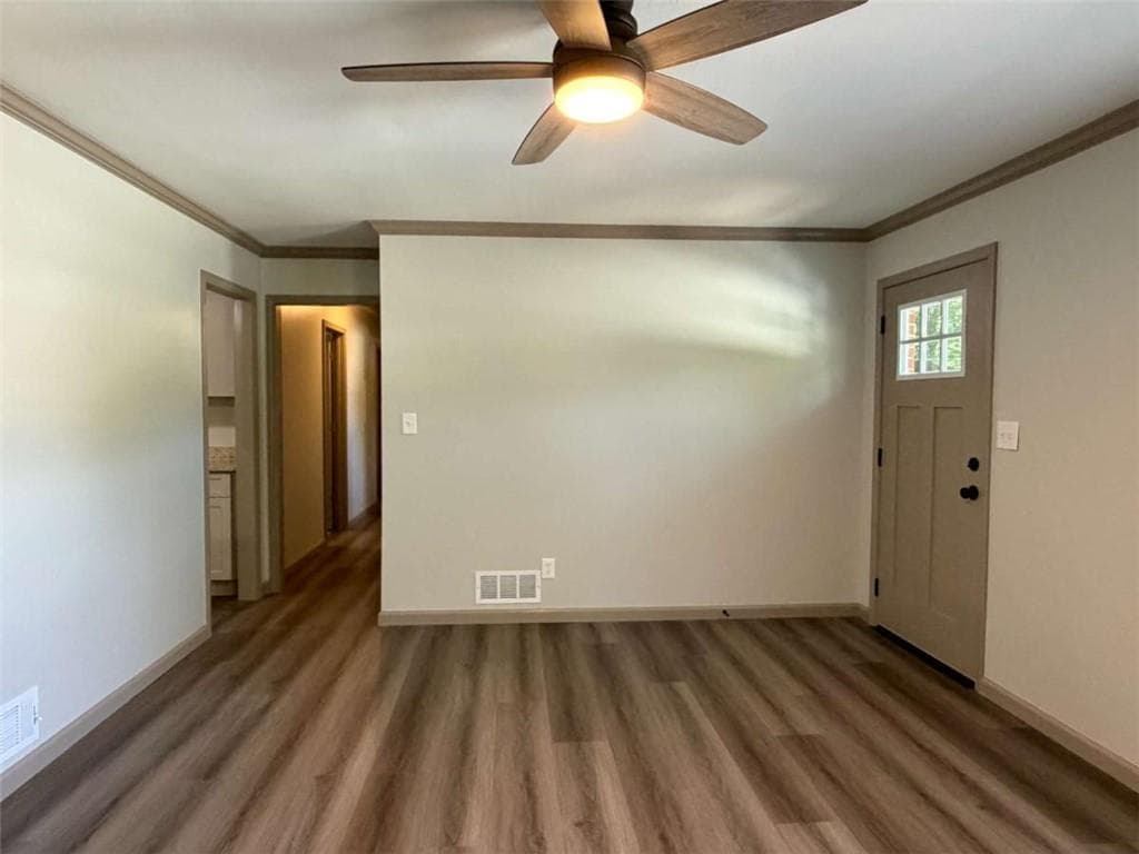 3 bedroom, 2 bathroom, 1,125 sq ft single family residence under contract at 11601 Veterans Memorial Highway, Douglasville, GA 30134 — photo 8