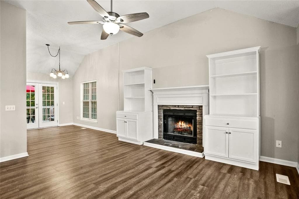 5 bedroom, 3 bathroom, 3,396 sq ft single family residence for sale at 304 Ridge Hill Circle, Canton, GA 30115 — photo 9