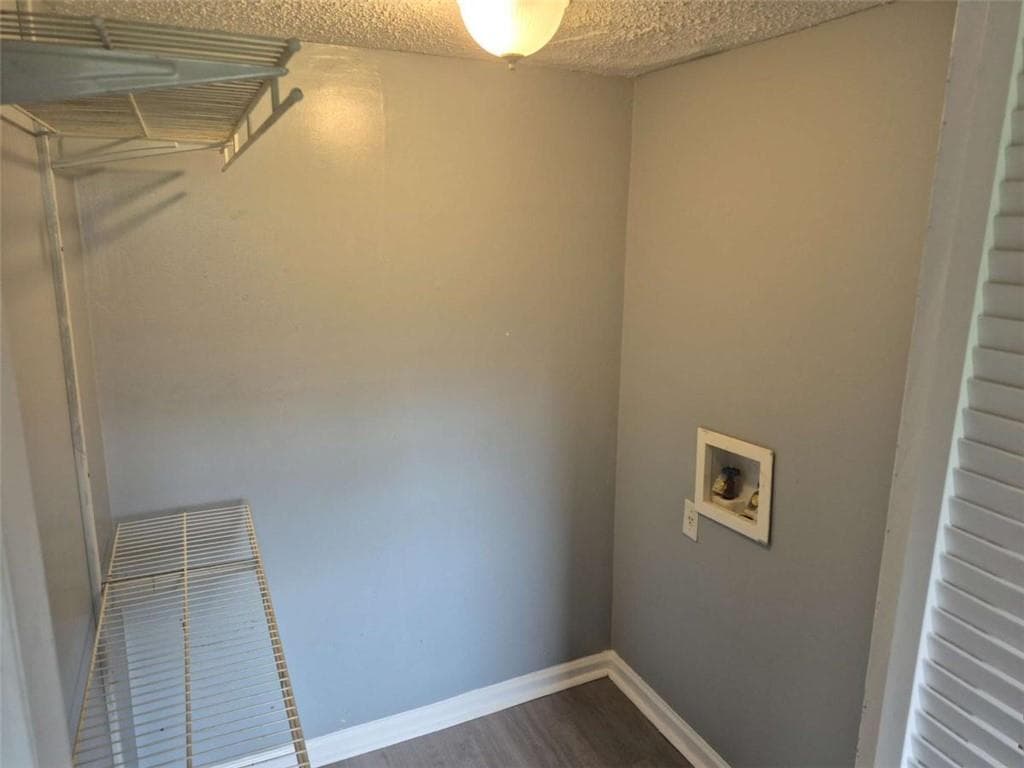 3 bedroom, 3 bathroom, 2,010 sq ft condominium for sale at 4701 Flat Shoals Road 31F, Union City, GA 30291 — photo 6
