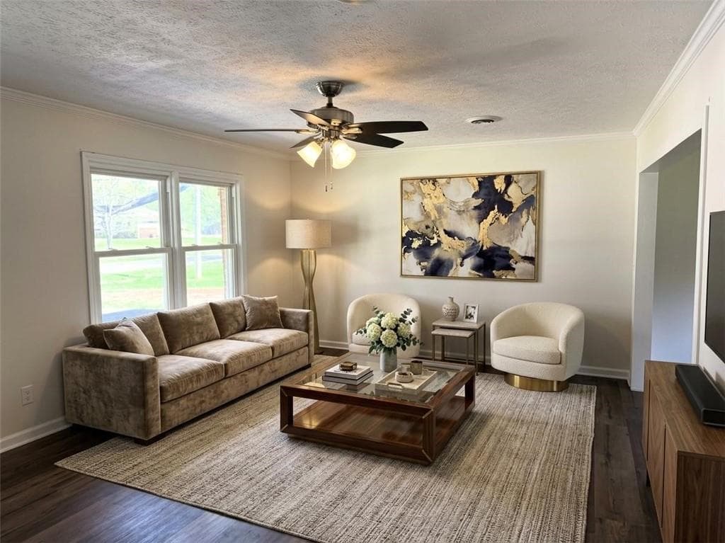 3 bedroom, 2 bathroom, 1,647 sq ft single family residence for sale at 145 Cardinal Drive, Calhoun, GA 30701 — photo 5