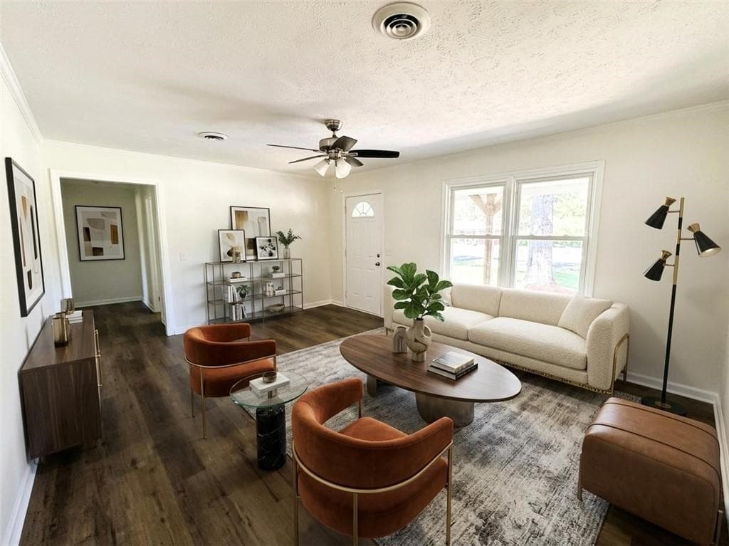 3 bedroom, 2 bathroom, 1,647 sq ft single family residence for sale at 145 Cardinal Drive, Calhoun, GA 30701 — photo 4