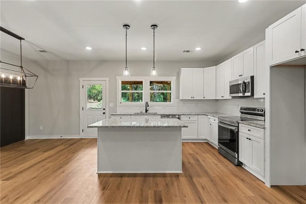 4 bedroom, 3 bathroom, 2,084 sq ft single family residence for sale at 2101 Bremen Mount Zion Road, Waco, GA 30182 — photo 10