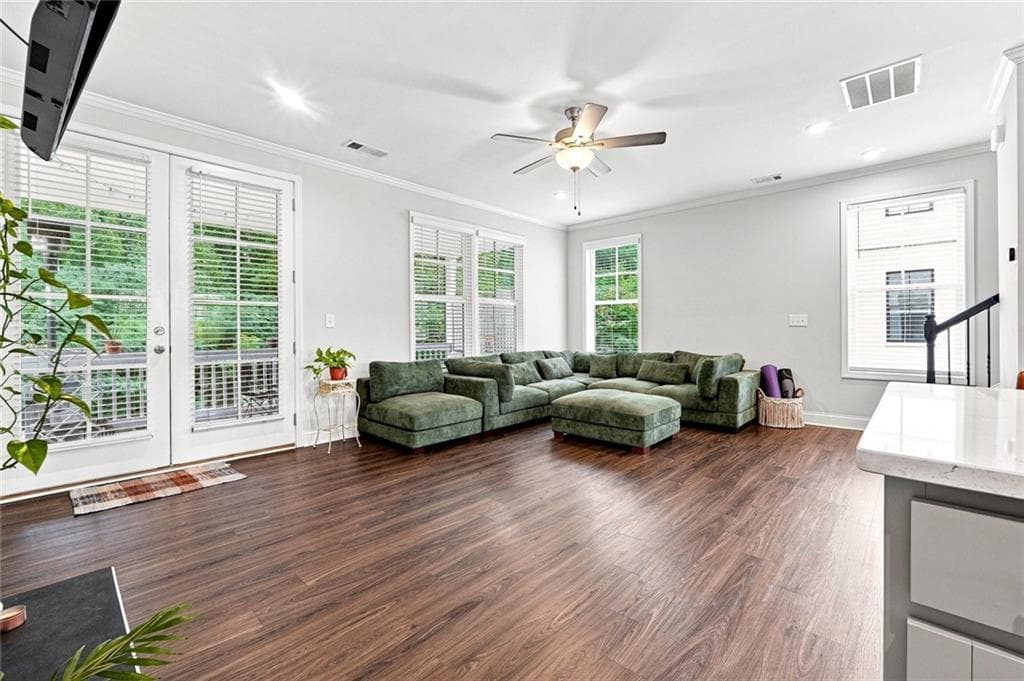 4 bedroom, 4 bathroom, 2,530 sq ft townhouse for sale at 6146 Eves Way, Norcross, GA 30071 — photo 9
