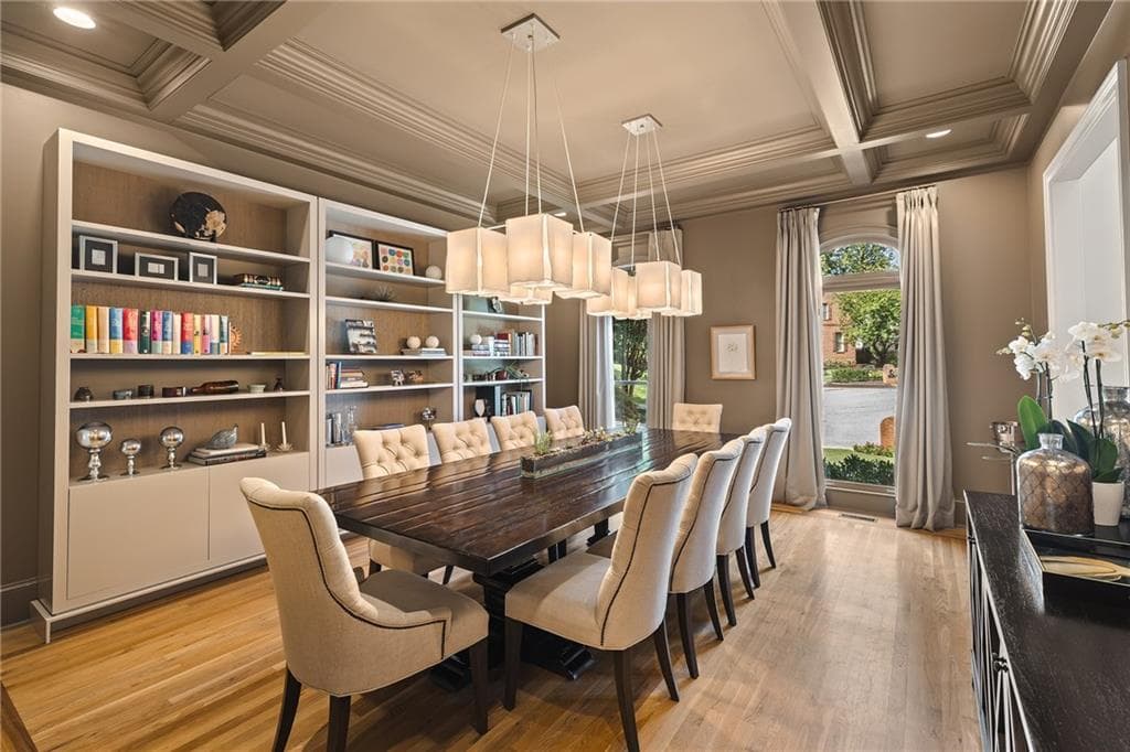 5 bedroom, 5 bathroom, 5,931 sq ft single family residence for sale at 220 Powers Cove, Atlanta, GA 30327 — photo 8