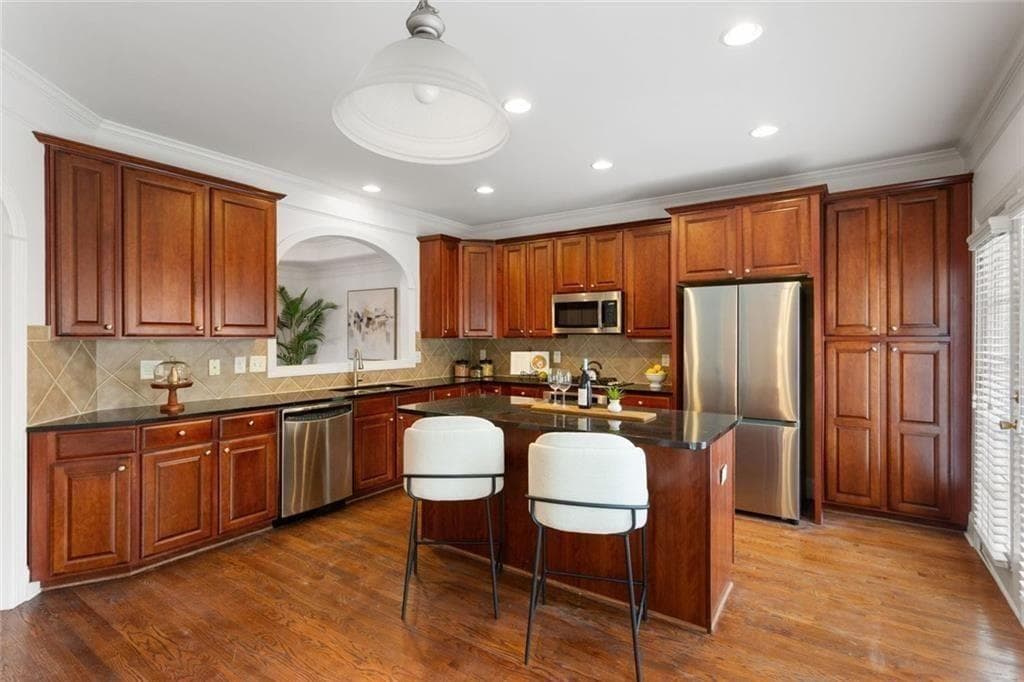 3 bedroom, 3 bathroom, 2,713 sq ft townhouse for sale at 2203 Cumberland Parkway #503, Atlanta, GA 30339 — photo 3