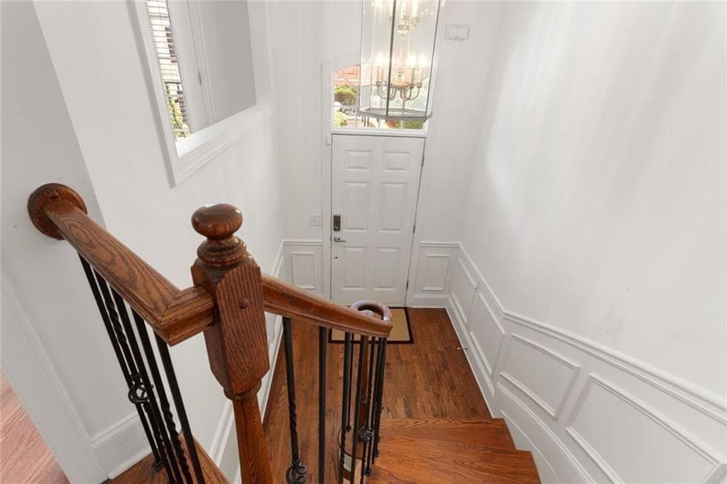 3 bedroom, 3 bathroom, 2,713 sq ft townhouse for sale at 2203 Cumberland Parkway #503, Atlanta, GA 30339 — photo 8