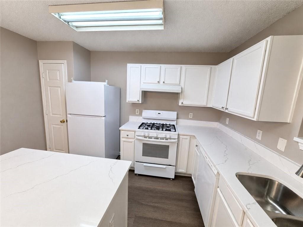 4 bedroom, 1 bathroom, 1,341 sq ft single family residence for sale at 3389 Sable Chase Lane, South Fulton, GA 30349 — photo 8