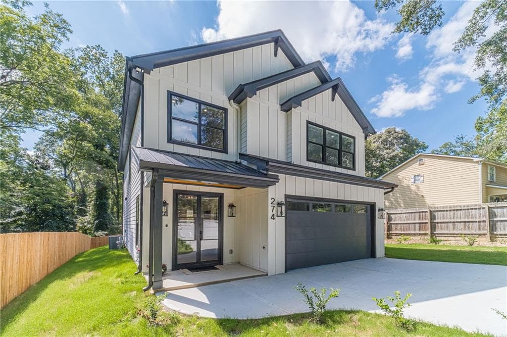 5 bedroom, 3 bathroom, 2,811 sq ft single family residence for sale at 274 White Street, Hoschton, GA 30548