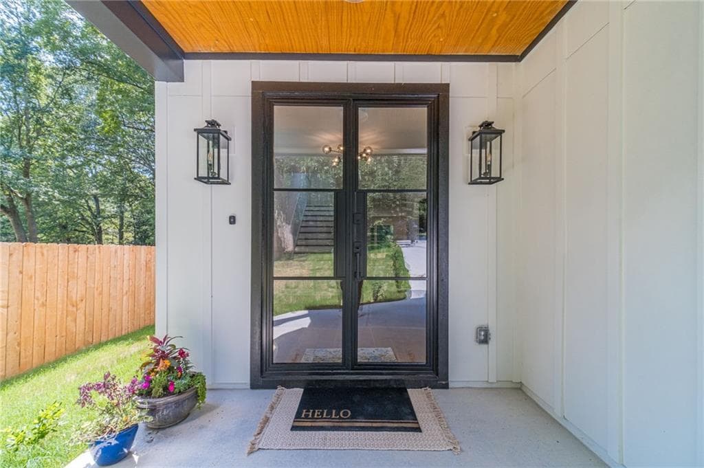 5 bedroom, 3 bathroom, 2,811 sq ft single family residence for sale at 274 White Street, Hoschton, GA 30548 — photo 3