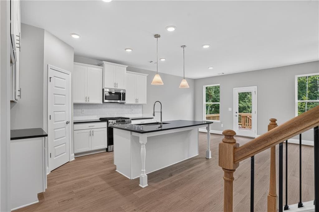 5 bedroom, 3 bathroom, 2,676 sq ft single family residence for sale at 232 Sage   -Lot 32 Street, Commerce, GA 30529 — photo 5